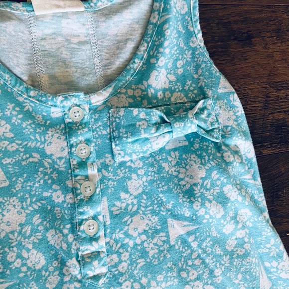 Tommy Girl Flowing Light Weight Nautical Tank Top with Bow Detail & Sailboats - Picture 2 of 7